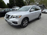 Used 2018 Nissan Pathfinder SV image 2
