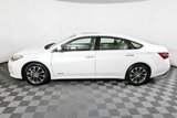 Used 2016 Toyota Avalon Limited image 2