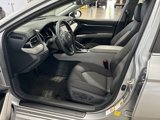 Used 2019 Toyota Camry LE image 4