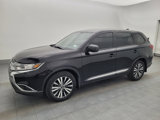 Used 2019 Mitsubishi Outlander ES image 2