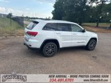 Used 2018 Jeep Grand Cherokee Limited w/ Luxury Group II image 2