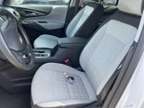 Used 2023 Chevrolet Equinox LT image 2