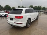 Used 2017 Audi Q7 3.0T Premium Plus w/ Premium Plus Package image 2