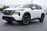 Used 2024 Nissan Rogue SV image 2