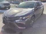 Used 2022 Toyota Camry SE image 3