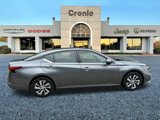 Used 2022 Nissan Altima 2.5 S image 2