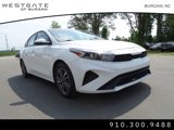 Used 2022 Kia Forte LXS w/ LXS Technology Package image 2