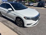 Used 2020 Volkswagen Jetta SEL image 3