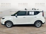 Used 2023 Kia Soul LX w/ LX Technology Package image 2