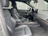 Used 2024 Audi Q5 2.0T Premium w/ Convenience Package image 5