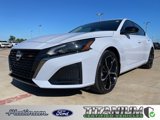 Used 2025 Nissan Altima 2.5 SR image 3