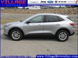 Used 2022 Ford Escape SE w/ Cold Weather Package image 4