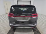 Used 2022 Chrysler Pacifica Touring-L image 3