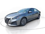 Used 2023 Nissan Altima 2.5 SV image 3