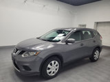 Used 2016 Nissan Rogue S image 2