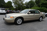 Used 1999 Ford Crown Victoria image 2