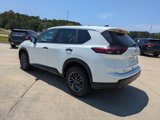 Used 2024 Nissan Rogue S image 6