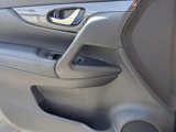 Used 2019 Nissan Rogue SV image 4