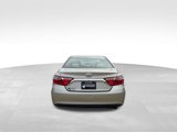 Used 2015 Toyota Camry LE image 4