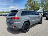 Used 2021 Jeep Grand Cherokee Laredo X image 3