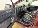 Used 2017 Ford Edge Titanium w/ Technology Package image 2