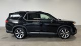 Used 2024 Honda Pilot Touring image 2