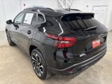 Used 2025 Chevrolet Trax RS w/ Sunroof Package image 5
