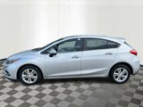 Used 2018 Chevrolet Cruze LT image 2