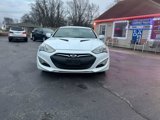Used 2015 Hyundai Genesis 3.8 image 2