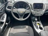 Used 2023 Chevrolet Malibu LT image 4