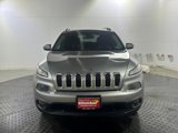 Used 2016 Jeep Cherokee Latitude image 2