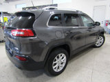 Used 2017 Jeep Cherokee Latitude image 6