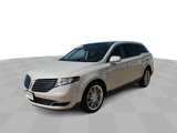 Used 2019 Lincoln MKT AWD image 4