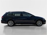 Used 2019 Volkswagen Golf SE image 3
