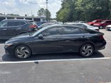 Used 2025 Hyundai Elantra SEL image 2