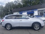 Used 2013 Nissan Pathfinder SL image 3