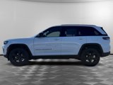 New 2025 Jeep Grand Cherokee Laredo image 3