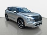 Used 2024 Mitsubishi Outlander SE image 3