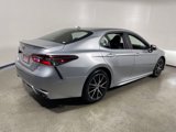 Used 2023 Toyota Camry SE image 3