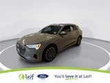 Used 2019 Audi e-tron Prestige w/ Prestige Package image 5