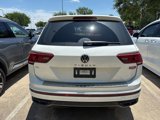 Used 2022 Volkswagen Tiguan SE R-Line image 4