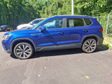 Used 2024 Volkswagen Taos SE image 4