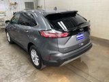 Used 2023 Ford Edge SEL w/ Convenience Package image 3