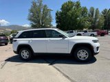Used 2023 Jeep Grand Cherokee Laredo image 6