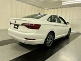 Used 2019 Volkswagen Jetta SE w/ Cold Weather Package image 2