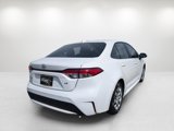 Used 2022 Toyota Corolla LE image 5