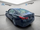 Used 2023 Nissan Altima 2.5 SV image 4