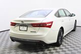 Used 2017 Toyota Avalon Touring image 6