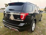 Used 2017 Ford Explorer XLT image 4