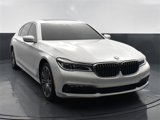 Used 2016 BMW 750i xDrive image 2